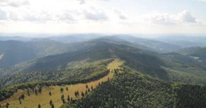 Hřebenem Javorníků